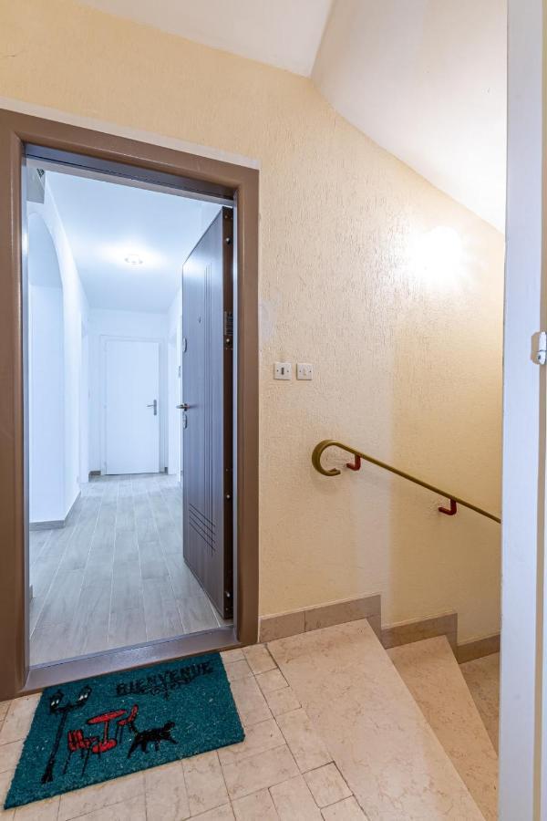 Les Trois Frontieres Apartment Terville ภายนอก รูปภาพ